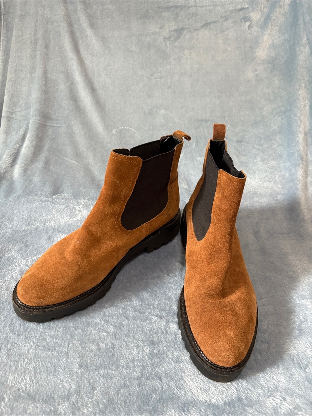Caslon Men's Suede Chukka Boots in Cognac